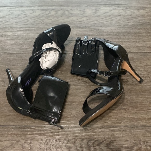 NWT BURJU Amante Thick Ankle Strap Heeled Sandals | Black | size 11 - Picture 3 of 13